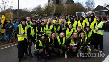 <p>Rosenmontagszug in Oudler [Teil 1]</p>
