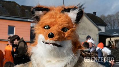 <p>Rosenmontagszug in Oudler [Teil 1]</p>
