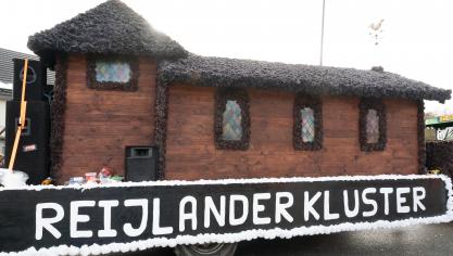 <p>Rosenmontagszug in Oudler [Teil 2]</p>
