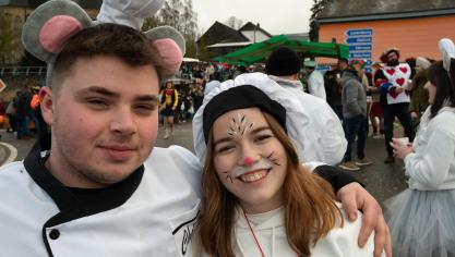 <p>Rosenmontagszug in Oudler [Teil 2]</p>
