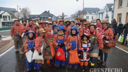 <p>Rosenmontagszug in Büllingen</p>
