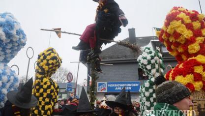 <p>Rosenmontagszug in Büllingen</p>
