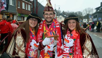 <p>Rosenmontagszug in Büllingen</p>
