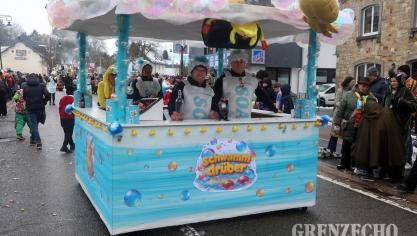 <p>Rosenmontagszug in Büllingen</p>
