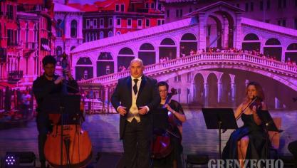<p>Serge Bosch beim Benefizkonzert in Eupen</p>
