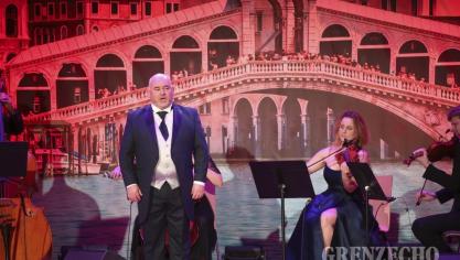 <p>Serge Bosch beim Benefizkonzert in Eupen</p>
