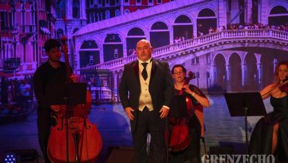 <p>Serge Bosch beim Benefizkonzert in Eupen</p>
