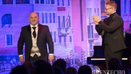 <p>Serge Bosch beim Benefizkonzert in Eupen</p>
