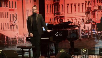 <p>Serge Bosch beim Benefizkonzert in Eupen</p>
