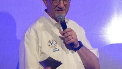 <p>Serge Bosch beim Benefizkonzert in Eupen</p>
