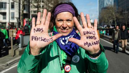 <p>Die besonders für Frauen nachteilige Neuregelung der Bedingungen für den Vorruhestand stand auch bei der Protestkundgebung am Donnerstag in Brüssel im Vordergrund.</p>