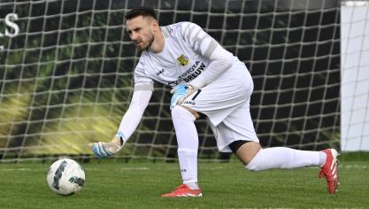 <p>Raeren-Eynatten um Torwart Tom Roufosse reist nach Braine.</p>