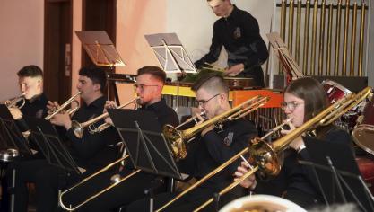 <p>Der Königliche Musikverein „Laetitia“ Heppenbach steht seit einem Jahr unter der Leitung von Simon Treinen und präsentierte beim Frühlingskonzert ein abwechslungsreiches Programm.</p>