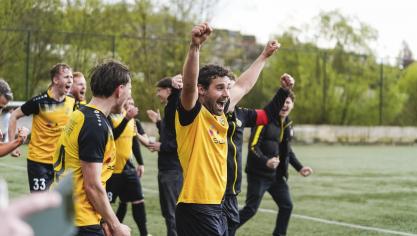 <p>RFC Raeren-Eynatten B steigt als Meister in die 3. Provinzklasse auf</p>
