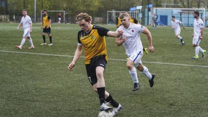 <p>RFC Raeren-Eynatten B steigt als Meister in die 3. Provinzklasse auf</p>
