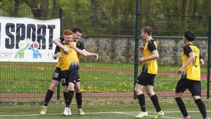 <p>RFC Raeren-Eynatten B steigt als Meister in die 3. Provinzklasse auf</p>
