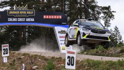 <p>Heindrichs-Schmitz im Opel Corsa R4 am berühmten Jump Colin’s Crest.</p>