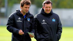 <p>Der Hamburger SV garantiert Maik Göbbels (l.) mit dem neuen Vertrag ein Engagement bis zum Sommer 2022.</p>