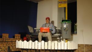 <p>Als Forrest Gump wartete Moderator Patrick „Papo“ Post auf den Bus: Was kam, war jede Menge Spaß.</p>