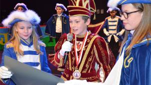 <p>Jan I. (Holper) liebt es, Reden zu halten und das Tanzbein zu schwingen. Dementsprechend war er am Sonntag voll in seinem Element.</p>