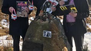 <p>In diesem Jahr wurde der Orden des Karnevalsprinzen aus Roetgen zum Gedenkstein für Didier Comès gebracht.</p>