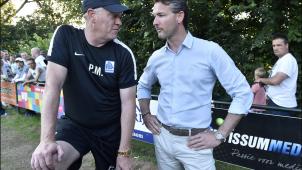 <p>Neben Peter Maes (links) gehört auch Herbert Houben (rechts), der zwischen 2009 und 2017 Präsident des KRC Genk war, zu den Verdächtigen. Genau wie Maes wurde der Notar unter der Woche vernommen.</p>