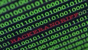 <p>Die Internet-Adressverwaltung Icann warnt, dass bislang unbekannte Hacker in großem Umfang Adressen von Webseiten geändert hätten, um an Daten zu gelangen. Betroffen seien Regierungen, Geheimdienste und Unternehmen in Europa und im Nahen Osten.</p>