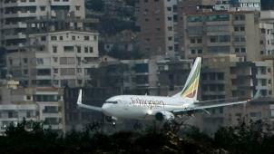 <p>Ein Flugzeug der Fluggesellschaft Ethiopian Airlines im Landeanflug. Eine Maschine der Fluggesellschaft ist nahe der äthiopischen Hauptstadt Addis Abeba abgestürzt.</p>