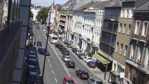 <p>In Aachen soll so manche Straße fahrradtauglich gemacht werden. Bedarf gibt es in der Theaterstraße.</p>