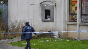 <p>Vermutlich drei Täter waren es, die den Geldautomaten in der Nacht von Donnerstag auf Freitag in der Schulstraße entwendeten.</p>