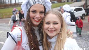 <p>Die Jecken in Deidenberg zeigten sich in prächtiger Laune. Foto: Arno Colaris</p>