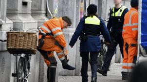 <p>Die Täter gruben unbemerkt zwei Tunnel in die Bank. Am Wochenende schlugen sie zu.<br />
Bild: Photo News</p>