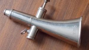 <p>Vom letzten Ketteniser Nachtwächter blieb das Brandhorn erhalten.</p>