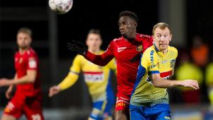 <p>Christian Brüls (rechts) im Spiel des KVC Westerlo gegen Tubize</p>
