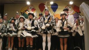 <p>Eupens Karnevalsprinz Gerd II. (M.) wird die restliche jecke Zeit mit Page Melanie (l.) als Zweigestirn bestreiten.</p>