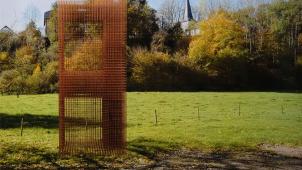 <p>Werner Bitzigeio aus Winterspelt wird einen fünf Meter hohen begehbaren Kubus aus Stahlmatten errichten.</p>