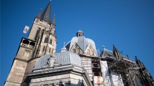 <p>Der Aachener Dom</p>