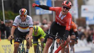 <p>Cees Bol (r.) setzte sich nach einem spannenden Schlussspurt durch.</p>