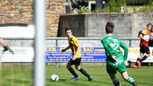 <p>Er kann wieder mithelfen: Weywertz ́ Stürmer Markus Bungart.</p>