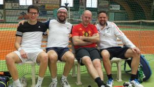 <p>Kevin Jurgait, David Nütten, Stephan Klinkenberg und Fabrice Schmitz (von links) bestritten das Finale im Herrendoppel.</p>