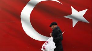 <p>57 Millionen Wahlberechtigte bestimmen am Sonntag die Bürgermeister, Ortsvorsteher, Gemeinderäte und andere lokale Amtsinhaber in den 81 Provinzen der Türkei.</p>