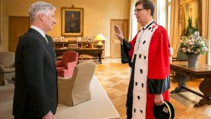 <p>König Philippe vereidigte am Mittwoch dieser Woche Marc Dewart im neuen Amt.</p>