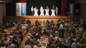 <p>2.200 Zusdchauer verfolgten die GE-Debatten im Herbst.</p>