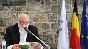 <p>Autor Freddy Derwahl hat am Sonntag erstmals aus seinem neuen Buch vorgelesen.</p>