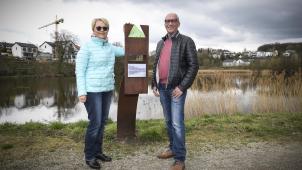 <p>Claudia Eickhoff und Rudolf Schmitz vom Kelmiser Verkehrsverein haben rund 4.000 Rückmeldungen ausgewertet. Thema war die künftige Gestaltung des Casino Weihers.</p>