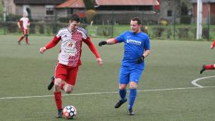 <p>Oudler befindet sich weiterhin drei Punkte vor Bellevaux.</p>