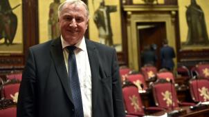 <p>Lambertz: „Wir werden nicht diejenigen sein, die die institutionelle Büchse der Pandora öffnen.“</p>