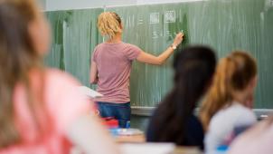 <p>Die Anforderungen an die Lehrer haben in den vergangenen Jahren zugenommen, was innerhalb der Lehrerschaft für Unzufriedenheit sorgt.</p>