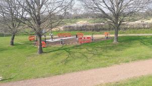 <p>Der Fitnessparcours in Hergenrath ist fast fertig.</p>