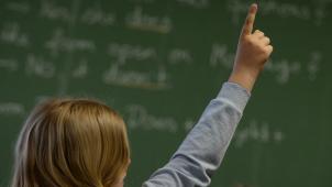 <p>In der Diskussion um die sogenannten Gratisstunden hat jetzt die Mehrheit reagiert.</p>